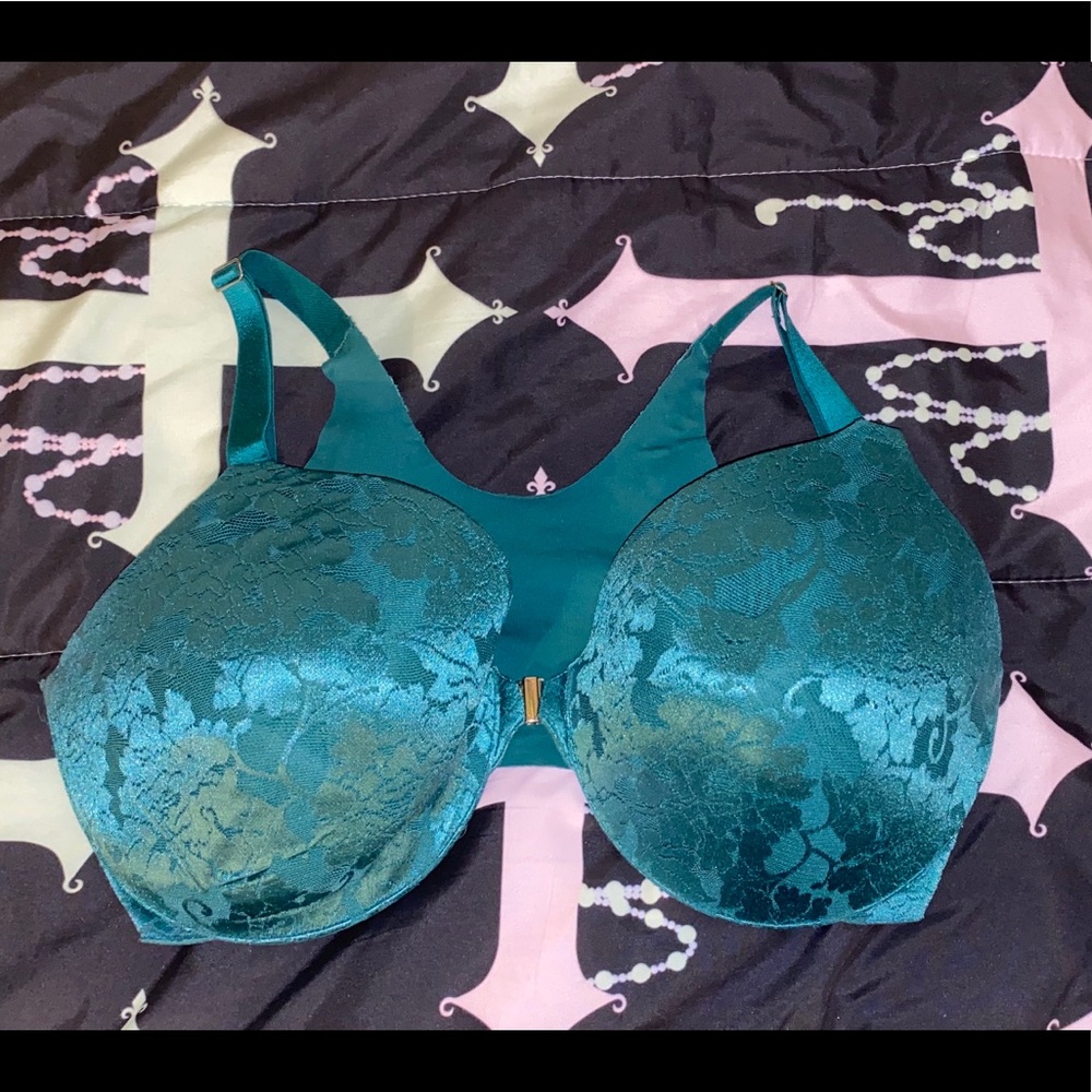 Soma Vanishing Back Full Cov. Front Close Lace Bra